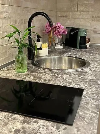 Enjoy Lingotto - Fiere- Metropolitana- Ospedali Cto-regina Marg,museo Apartment *