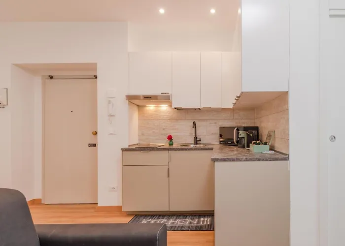 Enjoy Lingotto - Fiere- Metropolitana- Ospedali Cto-regina Marg,museo Turin